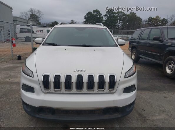 1C4PJLCS9GW107906 2016 JEEP CHEROKEE Белый Вид щитка приборов