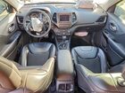 2019 Jeep Cherokee Latitude Plus Burgundy vin: 1C4PJLLB2KD369920