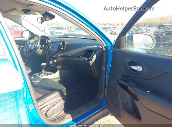 1C4PJLLB8MD112604 2021 JEEP CHEROKEE Blue Widok wnętrza z przodu