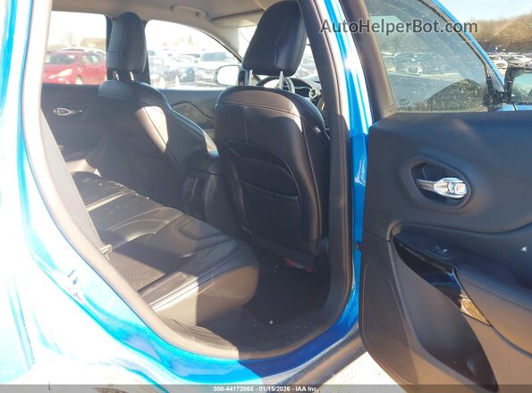 1C4PJLLB8MD112604 2021 JEEP CHEROKEE Blue Widok naklejki z numerem VIN