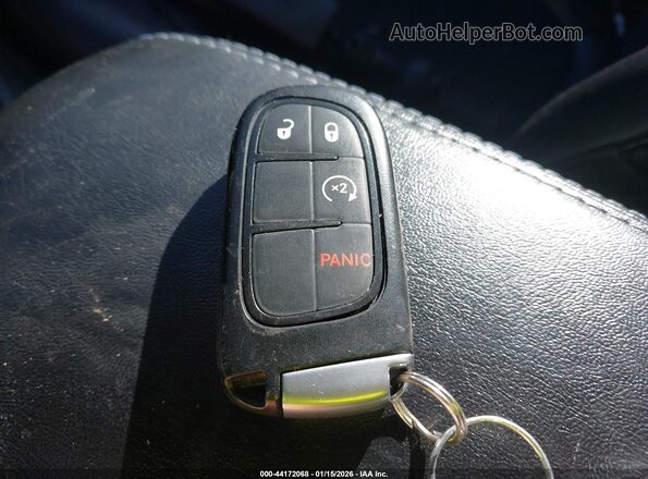 1C4PJLLB8MD112604 2021 JEEP CHEROKEE Blue Widok deski rozdzielczej