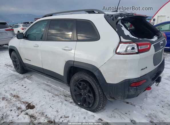 1C4PJMBSXHW639948 2017 JEEP CHEROKEE White Rear left