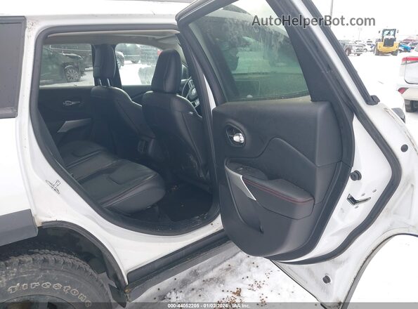 1C4PJMBSXHW639948 2017 JEEP CHEROKEE White VIN sticker view