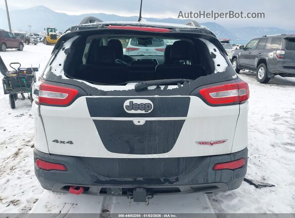 1C4PJMBSXHW639948 2017 JEEP CHEROKEE White 