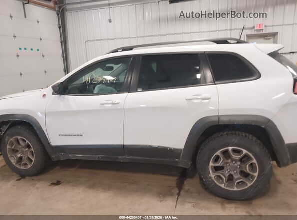 1C4PJMBX0LD532729 2020 JEEP CHEROKEE White 360 interior view