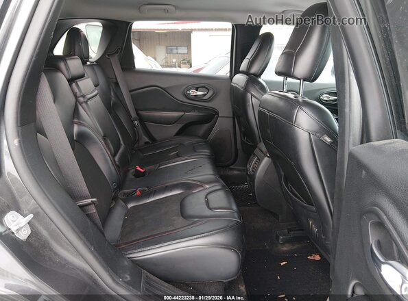 1C4PJMBX8KD188601 2019 JEEP CHEROKEE Серый Вид наклейки с VIN-кодом