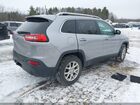 2017 Jeep Cherokee Latitude 4x4 Silver vin: 1C4PJMCS1HD213804
