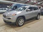 2017 Jeep Cherokee Latitude Silver vin: 1C4PJMCS1HW545052