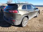 2016 Jeep Cherokee Latitude Green vin: 1C4PJMCS2GW105257