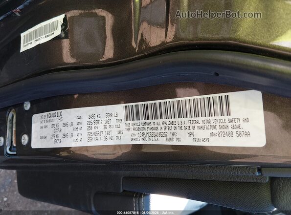 1C4PJMCS2GW105257 2016 JEEP CHEROKEE Green Vista del compartimento del motor