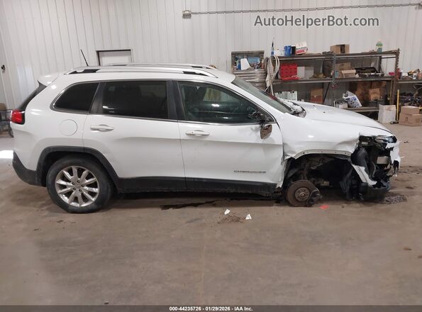 1C4PJMDS0GW361086 2016 JEEP CHEROKEE Белый Вид задней части салона