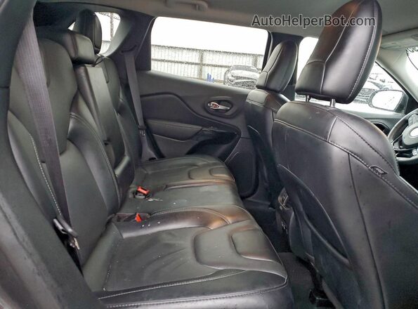 1C4PJMMB2PD111022 2023 JEEP CHEROKEE Gray Вид задньої частини салону