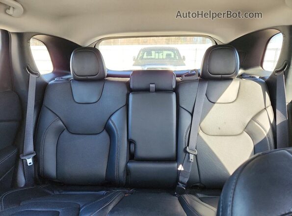 1C4PJMMB2PD111845 2023 JEEP CHEROKEE Black Rear seats view