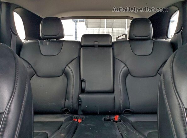 1C4PJMMB5PD101777 2023 JEEP CHEROKEE Black Rear seats view