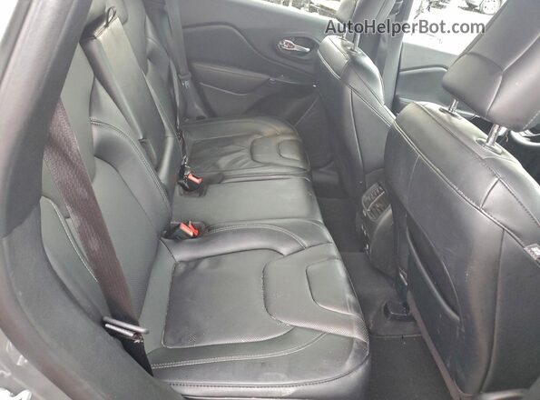 1C4PJMMB7PD102249 2023 JEEP CHEROKEE Gray Widok wnętrza z tyłu