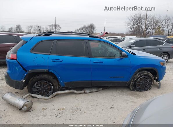1C4PJMMB8PD102115 2023 JEEP CHEROKEE Blue Rear interior view