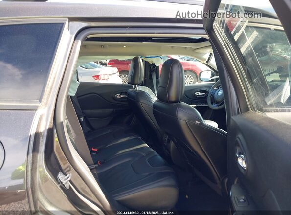 1C4PJMMB8PD104012 2023 JEEP CHEROKEE Gray VIN sticker view