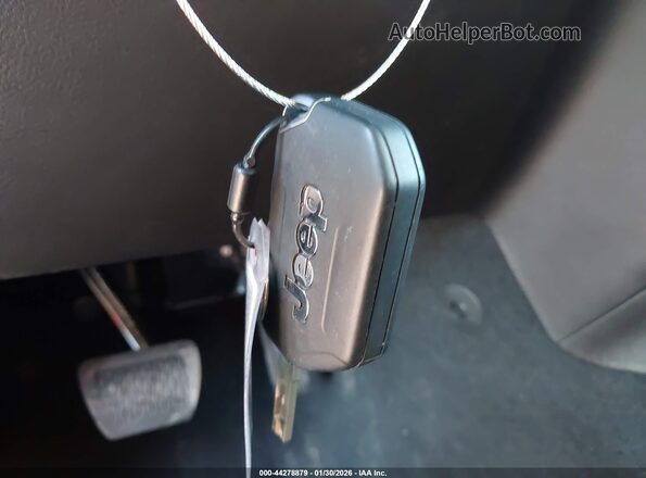 1C4PJXFN8TW194558 2026 JEEP WRANGLER Черный Вид панели приборов