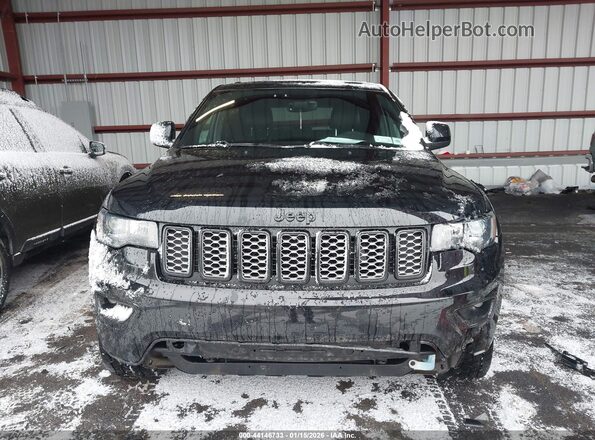 1C4RJFAG0JC179644 2018 JEEP GRAND CHEROKEE Черный Вид щитка приборов