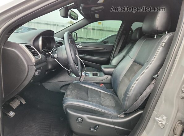 1C4RJFAG4KC666993 2019 JEEP GRAND Серый Вид салона спереди