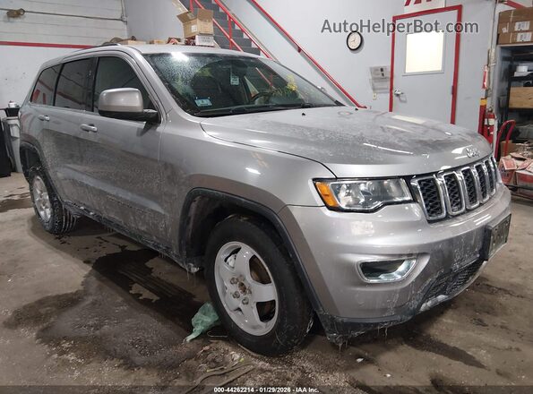 1C4RJFAG5HC769509 2017 JEEP GRAND CHEROKEE Серебряный Передняя правая четверть