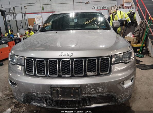 1C4RJFAG5HC769509 2017 JEEP GRAND CHEROKEE Серебряный Вид щитка приборов