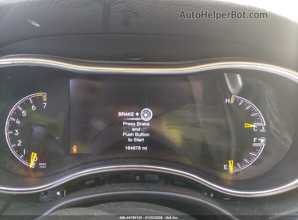 1C4RJFBG8HC904268 2017 JEEP GRAND CHEROKEE Бордовый Вид задних сидений
