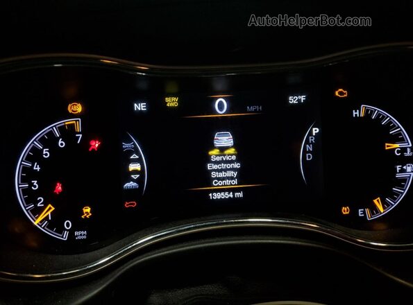 1C4RJFBG8HC918753 2017 JEEP GRAND Белый Вид щитка приборов