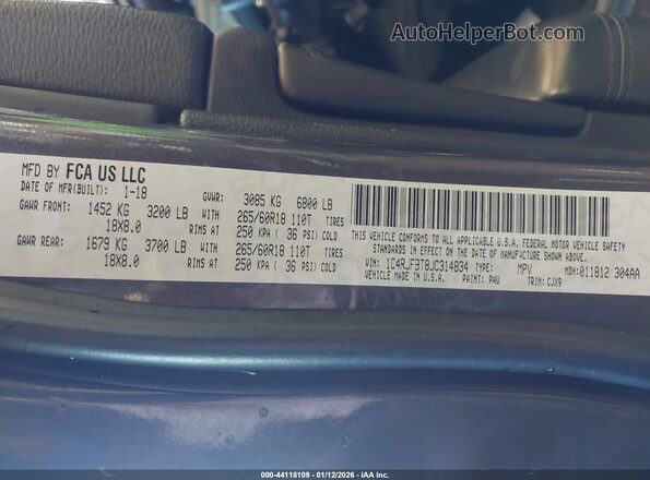 1C4RJFBT8JC314834 2018 JEEP GRAND CHEROKEE Серый Вид подкапотного пространства