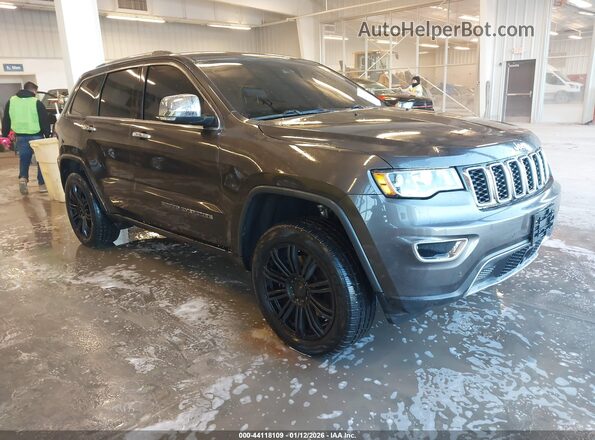 1C4RJFBT8JC314834 2018 JEEP GRAND CHEROKEE Серый Передняя правая четверть