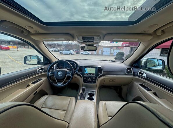 1C4RJFCG7JC411380 2018 JEEP GRAND Белый Вид щитка приборов