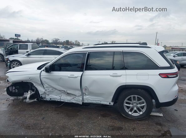 1C4RJGAG7SC307174 2025 JEEP GRAND CHEROKEE White Widok z przodu