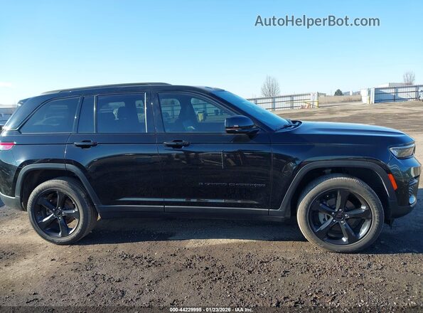 1C4RJHAG2PC625474 2023 JEEP GRAND CHEROKEE Черный Панорамный вид салона 360°