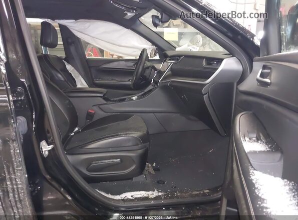 1C4RJHAG3PC600258 2023 JEEP GRAND CHEROKEE Black Вид салону спереду