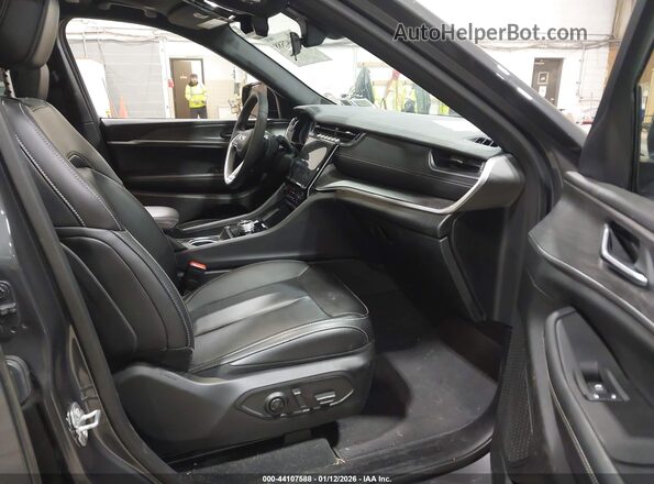 1C4RJHBGXSC295090 2025 JEEP GRAND CHEROKEE Серый Вид салона спереди