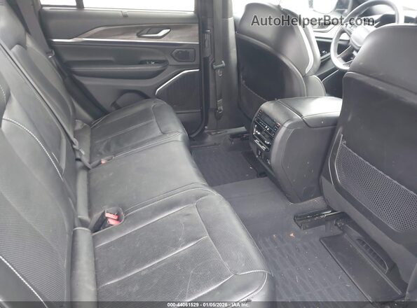 1C4RJHDG8PC505061 2023 JEEP GRAND CHEROKEE Белый Вид наклейки с VIN-кодом