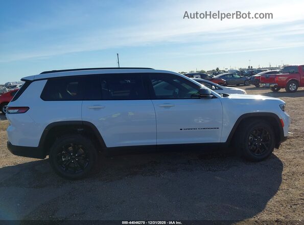 1C4RJJAG8S8715134 2025 JEEP GRAND CHEROKEE L Белый Вид задней части салона