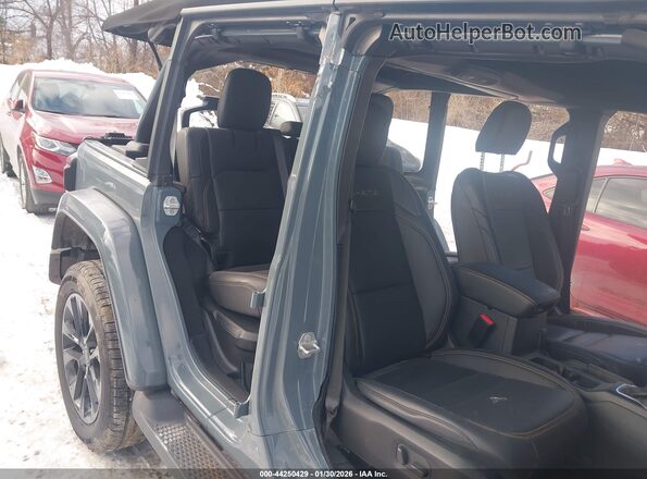 1C4RJXP6XRW203754 2024 JEEP WRANGLER Серый Вид спереди