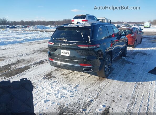 1C4RJYD66P8807555 2023 JEEP GRAND CHEROKEE 4XE Черный Задняя правая четверть