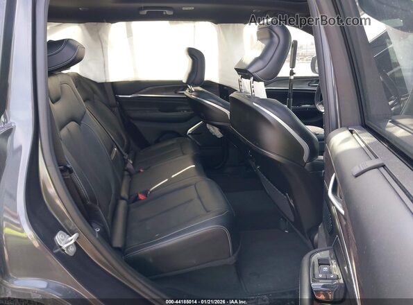 1C4RJYD69PC633784 2023 JEEP GRAND CHEROKEE 4XE Черный Вид наклейки с VIN-кодом