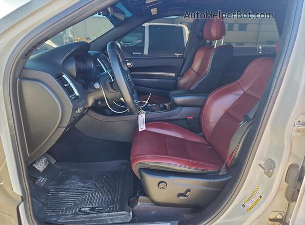 1C4SDJGJ3JC239799 2018 DODGE DURANGO Белый Вид салона спереди