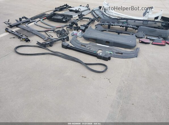 1C4SJSBP8PS560956 2023 JEEP WAGONEER L Белый 