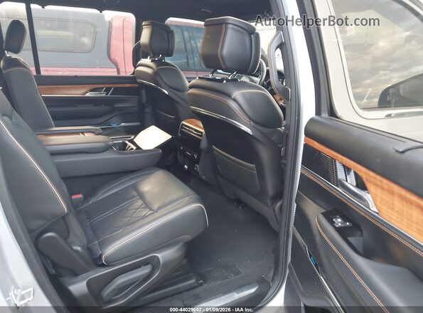 1C4SJVGJ2NS116328 2022 JEEP GRAND WAGONEER Silver Widok naklejki z numerem VIN