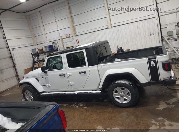 1C6HJTAG4PL532736 2023 JEEP GLADIATOR White 360 interior view