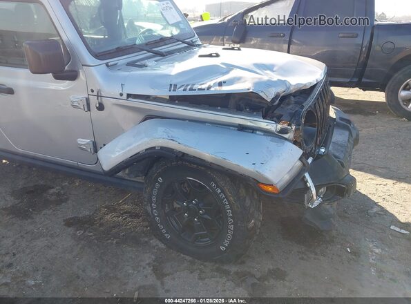 1C6HJTAG9PL517469 2023 JEEP GLADIATOR Silver Front view
