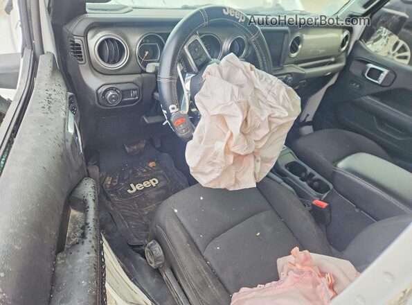 1C6HJTFG3PL507268 2023 JEEP GLADIATOR Белый Вид панели приборов