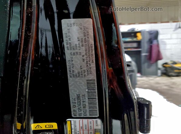 1C6PJTAG3SL509906 2025 JEEP GLADIATOR Black Vista del compartimento del motor