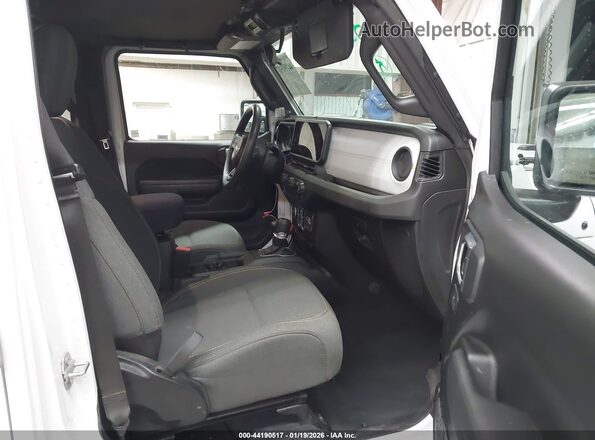 1C6PJTAG4SL505220 2025 JEEP GLADIATOR Белый Вид салона спереди