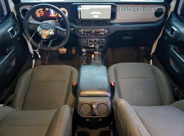 1C6PJTAG8SL508105 2025 JEEP GLADIATOR White Вид панелі приладів