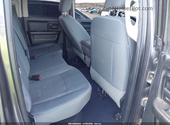 1C6RR6FG0KS590560 2019 RAM 1500 CLASSIC Серый Вид наклейки с VIN-кодом